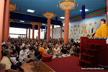 Gjalwa Karmapa v Karma Gönu