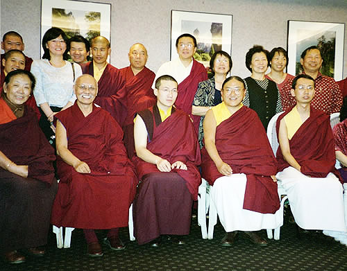 Gyalwa Karmapa meets Sakia Trinzin Rinpoche