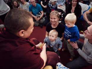 Thaye Dorje, His Holiness the 17th Gyalwa Karmapa, visits the London Diamond Way Buddhist Centre. Photo: Tokpa Korlo.