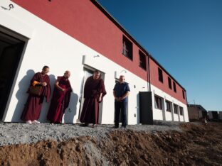 Thaye Dorje, His Holiness the 17th Gyalwa Karmapa, visits Nala Centre and Padkar Ling in the Czech Republic. Photo: Tokpa Korlo.