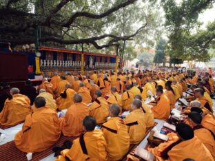 Thaye Dorje, His Holiness the 17th Gyalwa Karmapa, presided over the 2024 Kagyu Monlam in Bodh Gaya. Photo: Tokpa Korlo