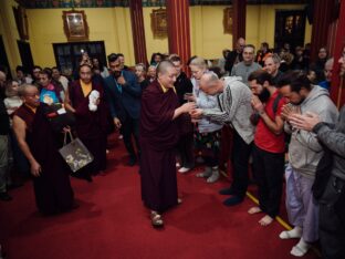 Public Meditation Course 2024 at the Karmapa International Buddhist Institute. Photo: Tokpa Korlo