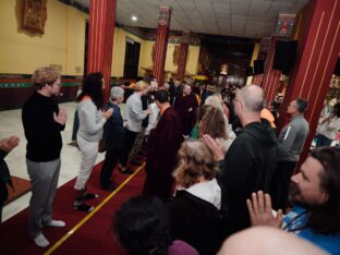 Public Meditation Course 2024 at the Karmapa International Buddhist Institute. Photo: Tokpa Korlo