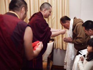 Public Meditation Course 2024 at the Karmapa International Buddhist Institute. Photo: Tokpa Korlo