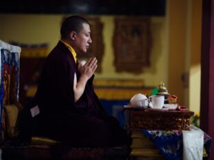 Public Meditation Course 2024 at the Karmapa International Buddhist Institute. Photo: Tokpa Korlo