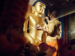 Thaye Dorje, His Holiness the 17th Gyalwa Karmapa, presided over the 2024 Kagyu Monlam in Bodh Gaya. Photo: Tokpa Korlo