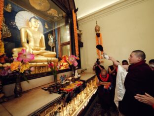 Thaye Dorje, His Holiness the 17th Gyalwa Karmapa, presided over the 2024 Kagyu Monlam in Bodh Gaya. Photo: Tokpa Korlo