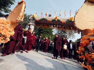 Thaye Dorje, His Holiness the 17th Gyalwa Karmapa, presided over the 2024 Kagyu Monlam in Bodh Gaya. Photo: Tokpa Korlo