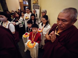 Thaye Dorje, His Holiness the 17th Gyalwa Karmapa, presided over the 2024 Kagyu Monlam in Bodh Gaya. Photo: Tokpa Korlo