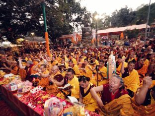 Thaye Dorje, His Holiness the 17th Gyalwa Karmapa, presided over the 2024 Kagyu Monlam in Bodh Gaya. Photo: Tokpa Korlo