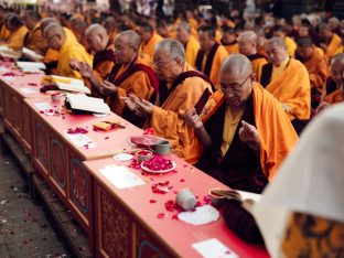 Thaye Dorje, His Holiness the 17th Gyalwa Karmapa, presided over the 2024 Kagyu Monlam in Bodh Gaya. Photo: Tokpa Korlo