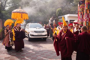 His Eminence Luding Khenchen Rinpoche, the 75th head of the Ngor tradition of the Sakya school of Tibetan Buddhism, arrives at Karmapa International Buddhist Institute (KIBI), New Delhi